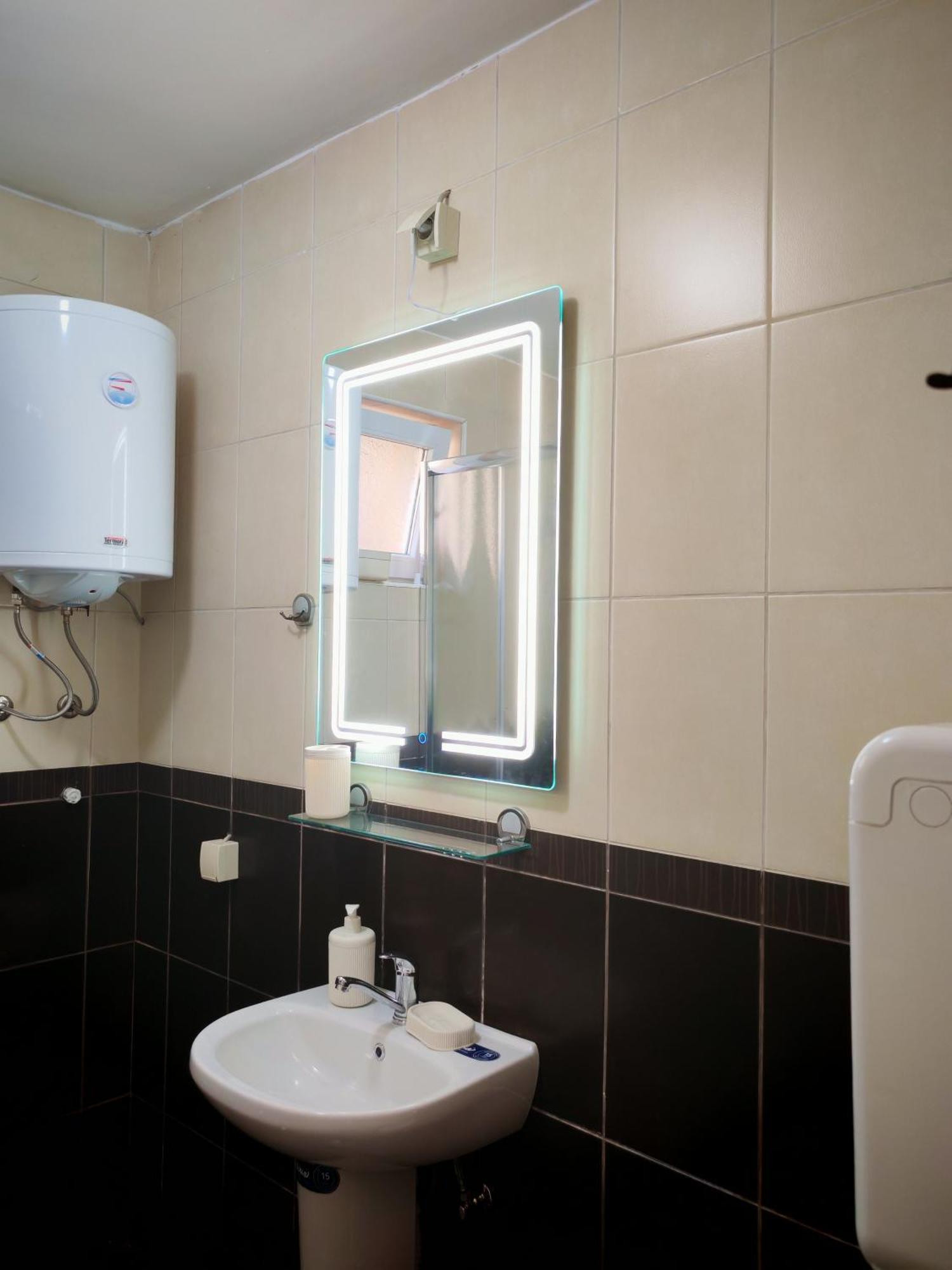 Todor Hotel Ni Eksteriør billede